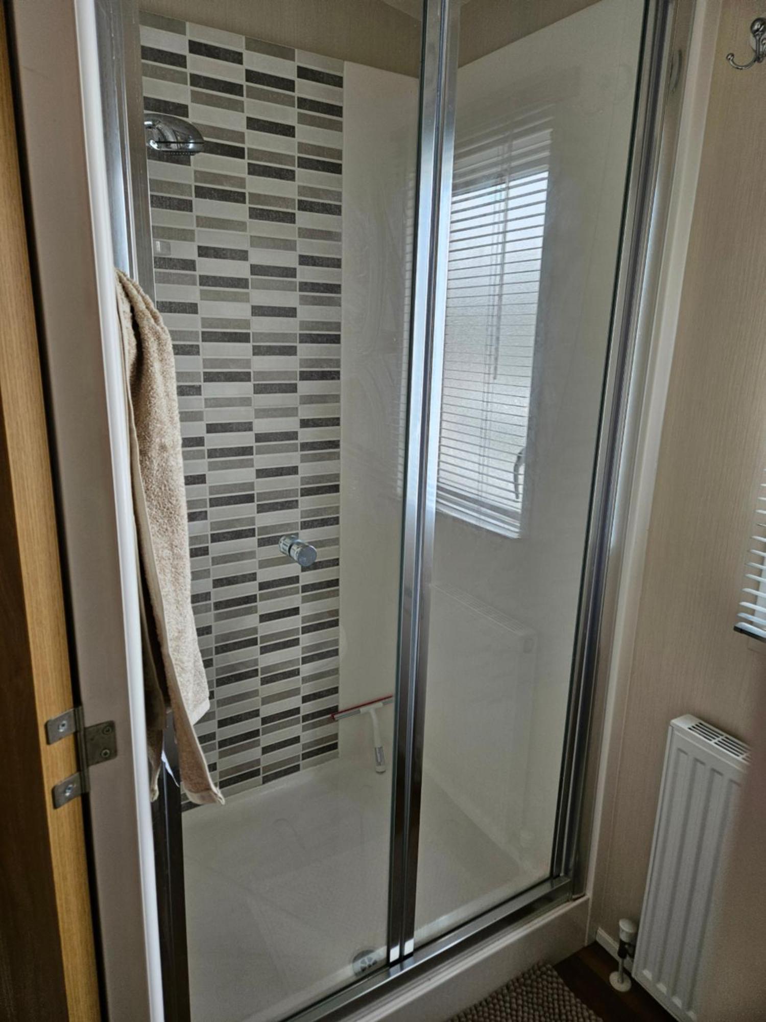 Lytham Luxe 6 Birth Caravan Weeton  Bagian luar foto